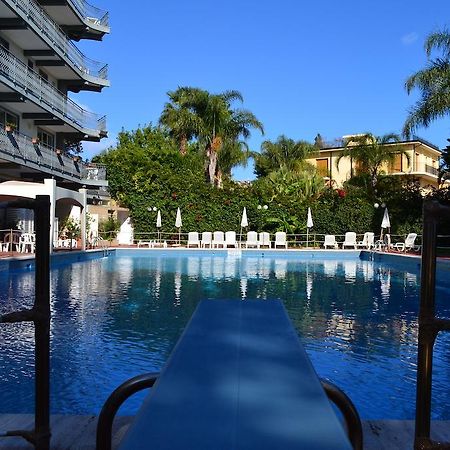 Wave Hotel Acireale Ngoại thất bức ảnh